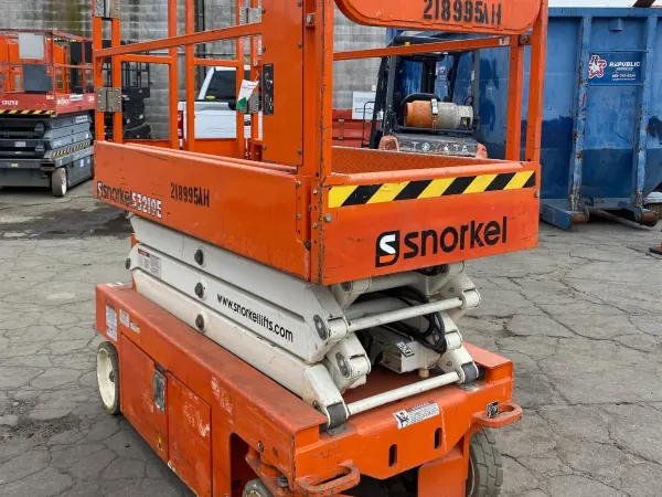 2018 Snorkel S3219E