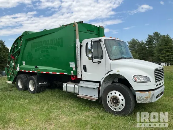 2017 Freightliner M2