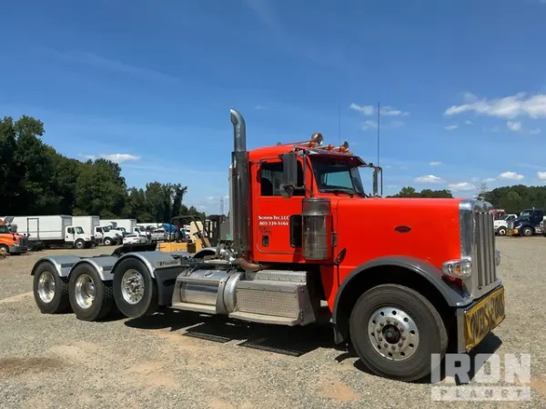 2014 Peterbilt 388