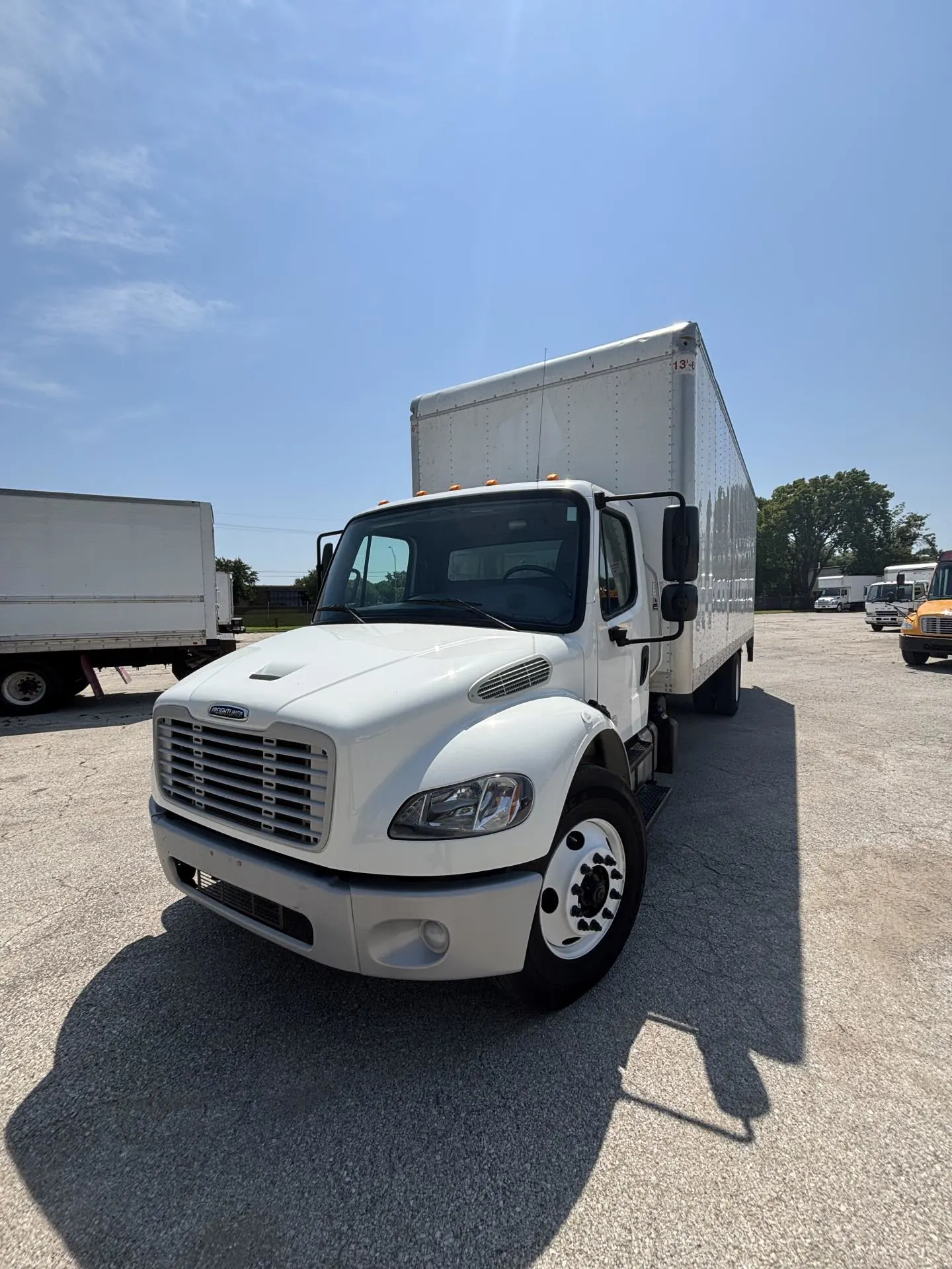 2022 Freightliner Business Class M2 106