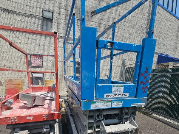 2017 Genie GS-3232