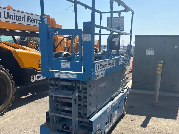 2019 Genie GS-3232
