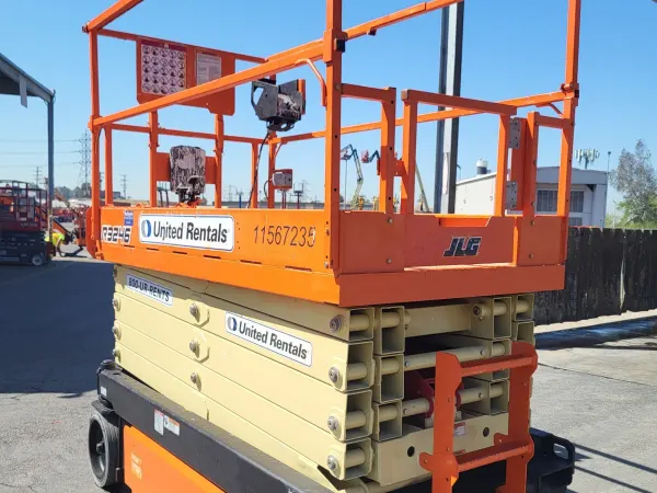 2017 JLG 600AJ Articulating