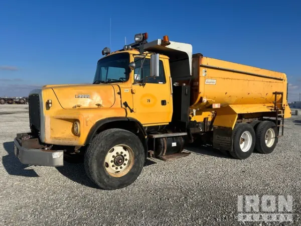 1996 Ford L9000