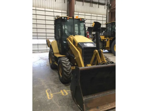 2020 Caterpillar 420