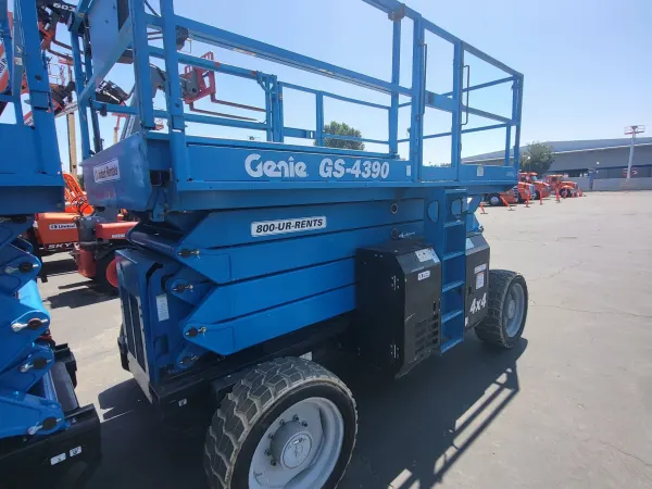 2016 Genie GS-4390-RT-Rough-Terrain