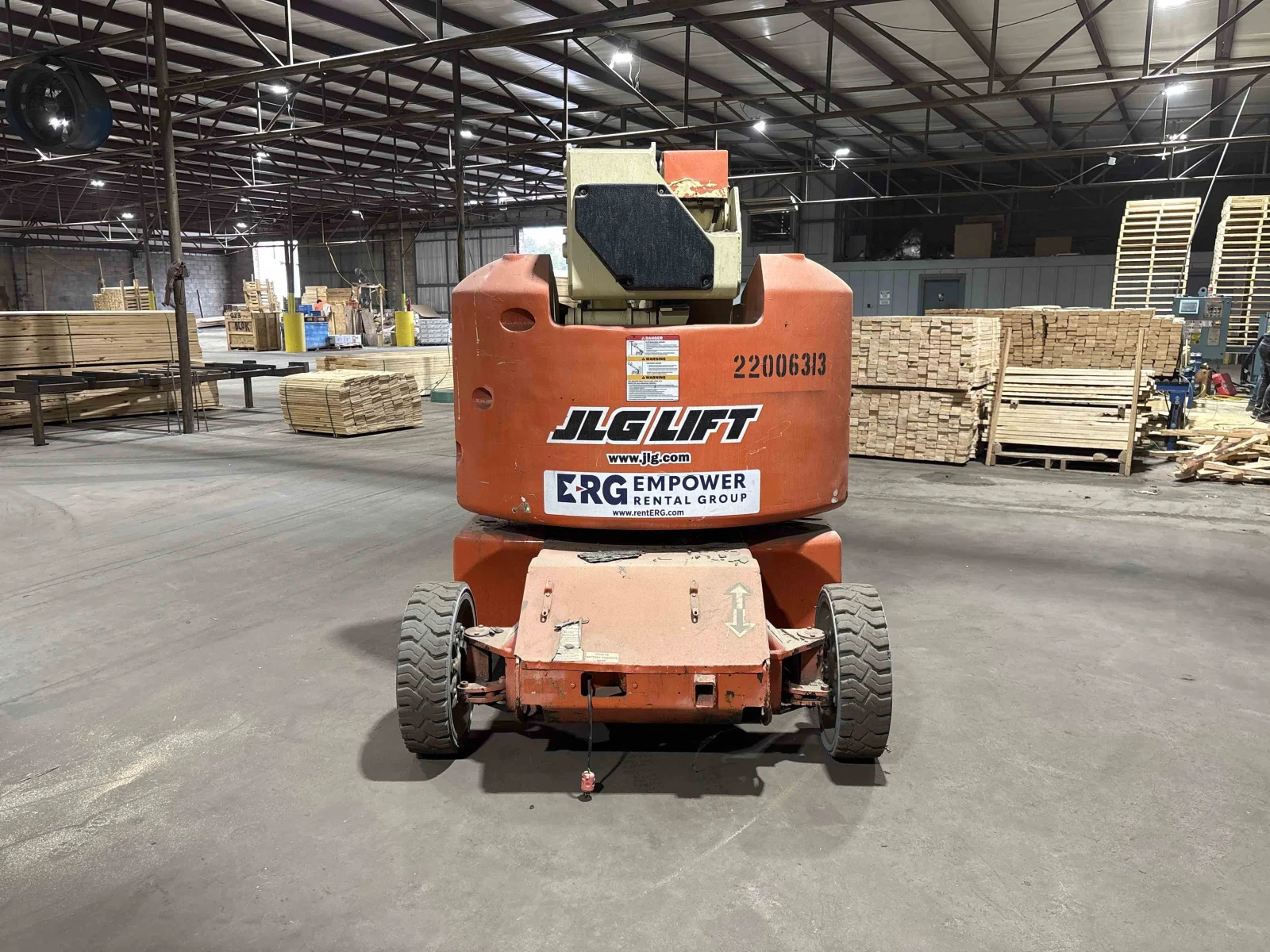 2008 JLG E400AJPN