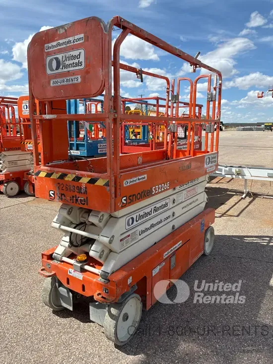2019 Snorkel S3226E