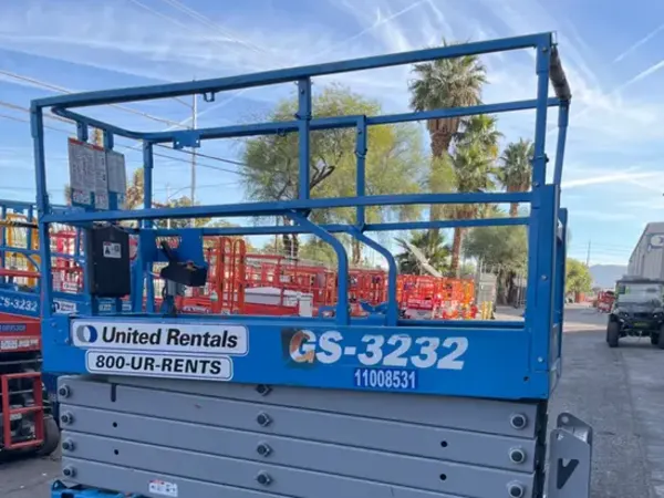 2019 Genie GS-3232
