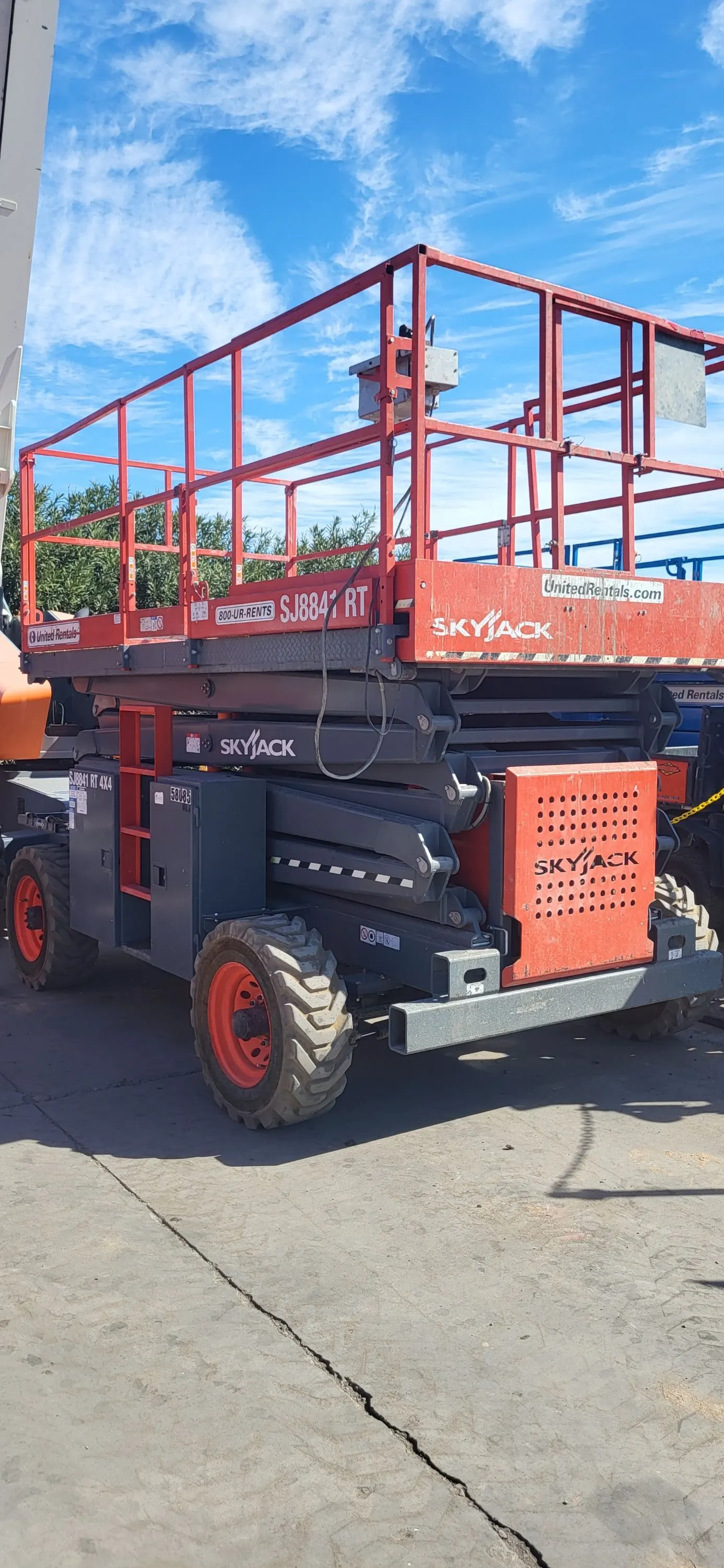 2018 Skyjack SJ8841RT Rough Terrain