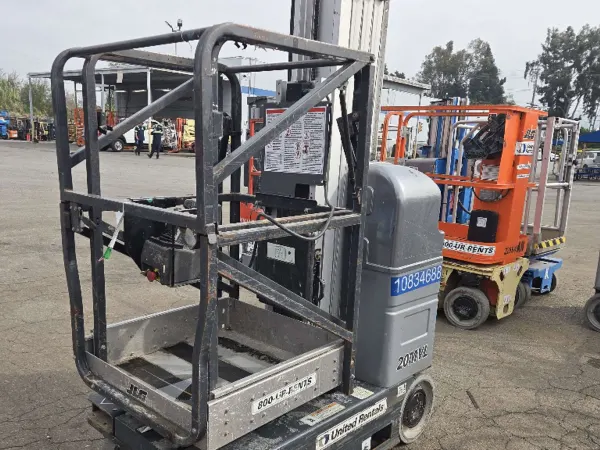 2018 JLG 20MVL Self-Propelled One-Person