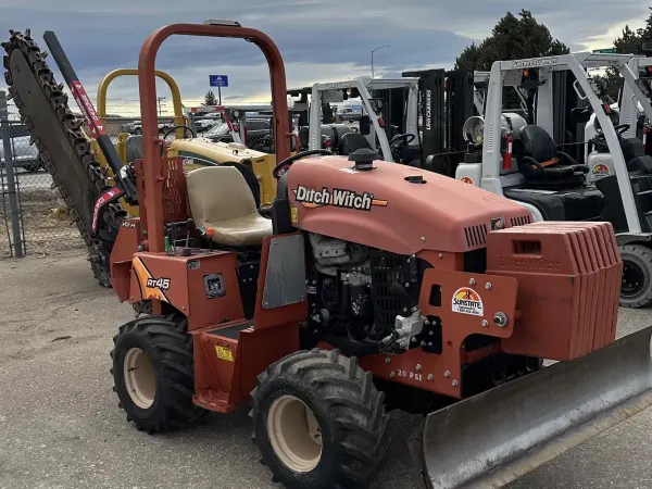 2015 Ditch Witch RT45