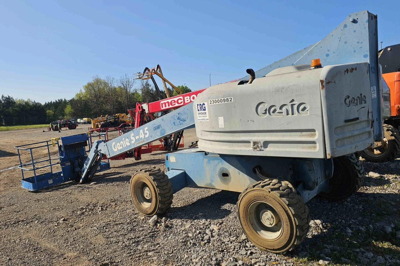 2017 Genie S-45