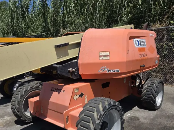 2018 JLG 600S