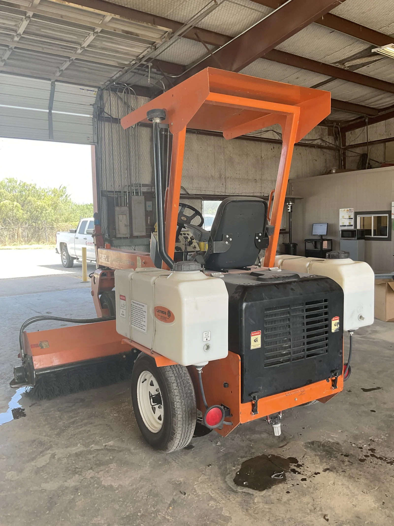 2019 Lay-Mor Sweepmaster 300