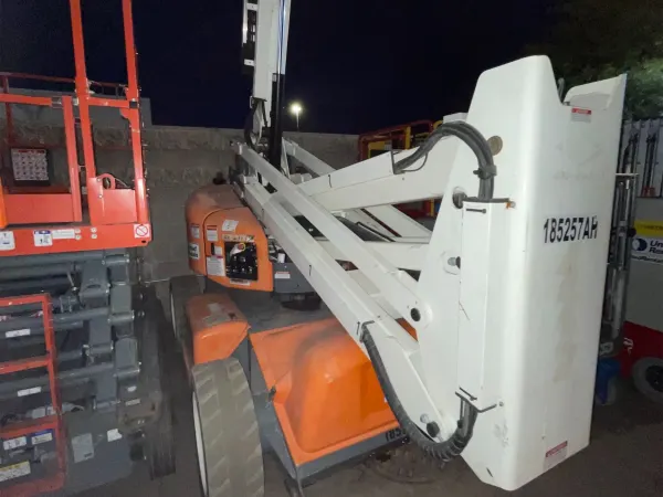 2017 Snorkel A46JE Articulating