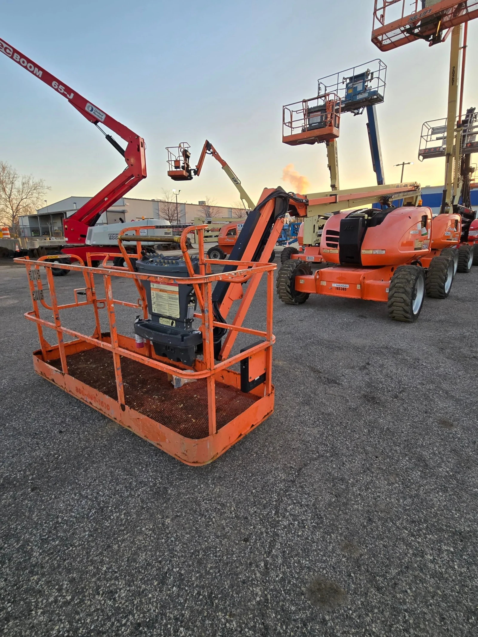 2016 JLG 600AJ Articulating