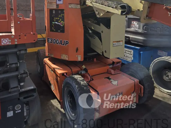 2018 JLG E300AJP Articulating