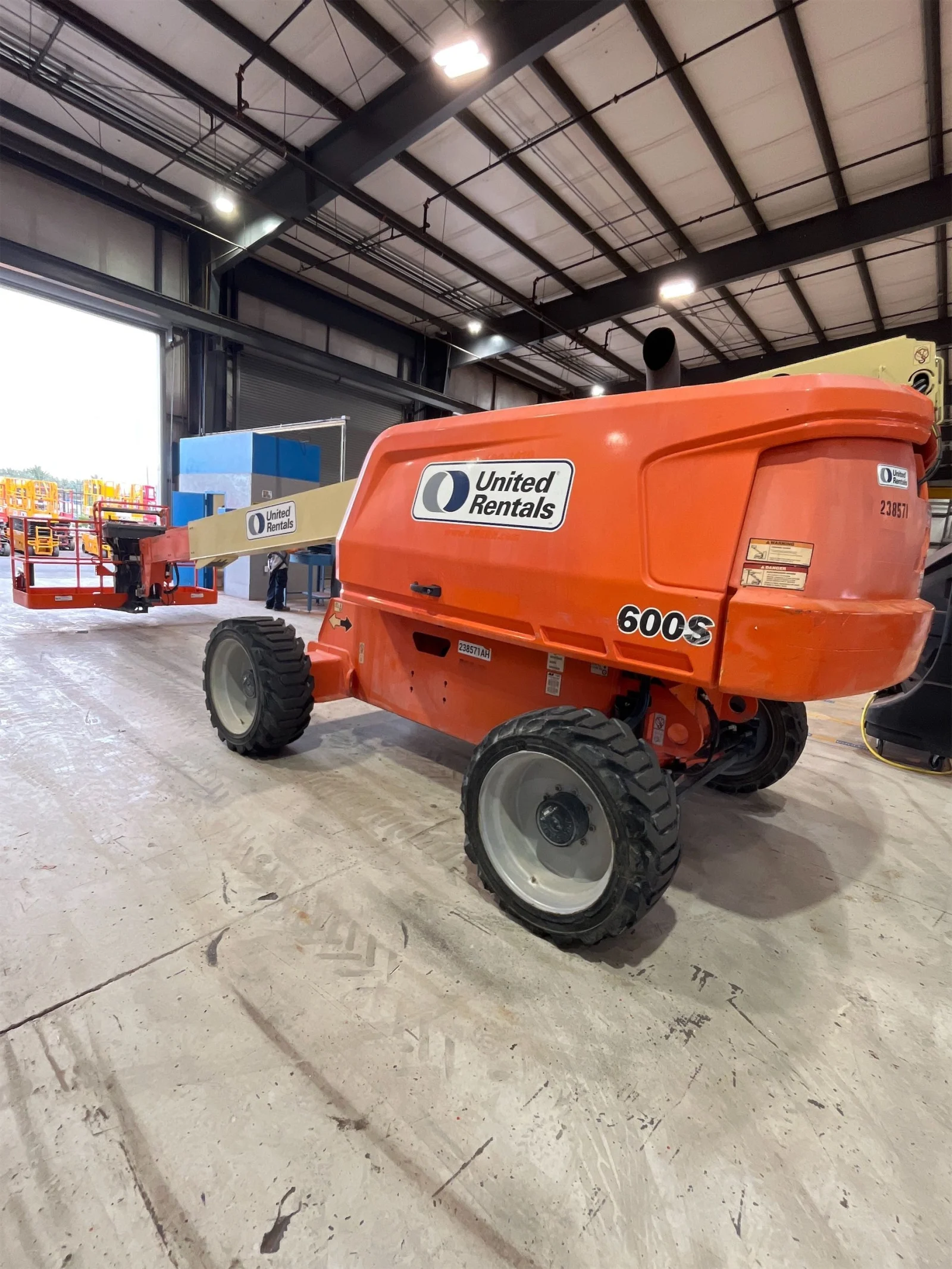 2019 JLG 600S