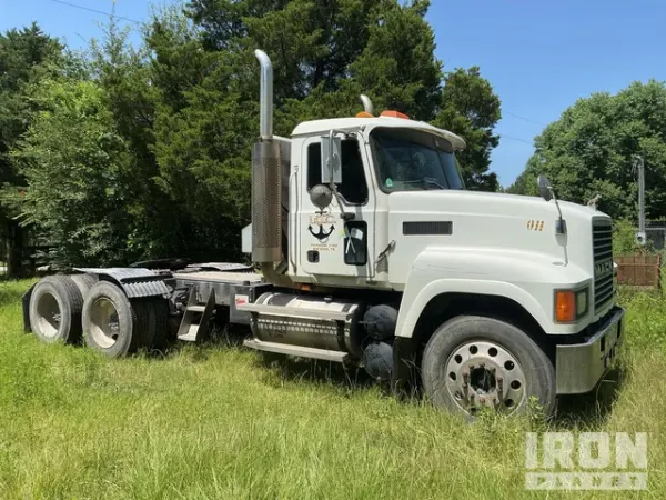 2006 Mack CHN613