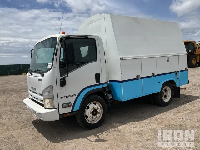 2014 Isuzu NPR-HD