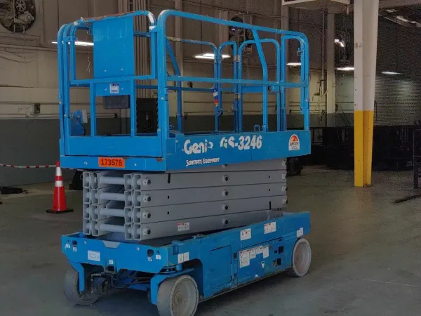 2018 Genie GS-3246