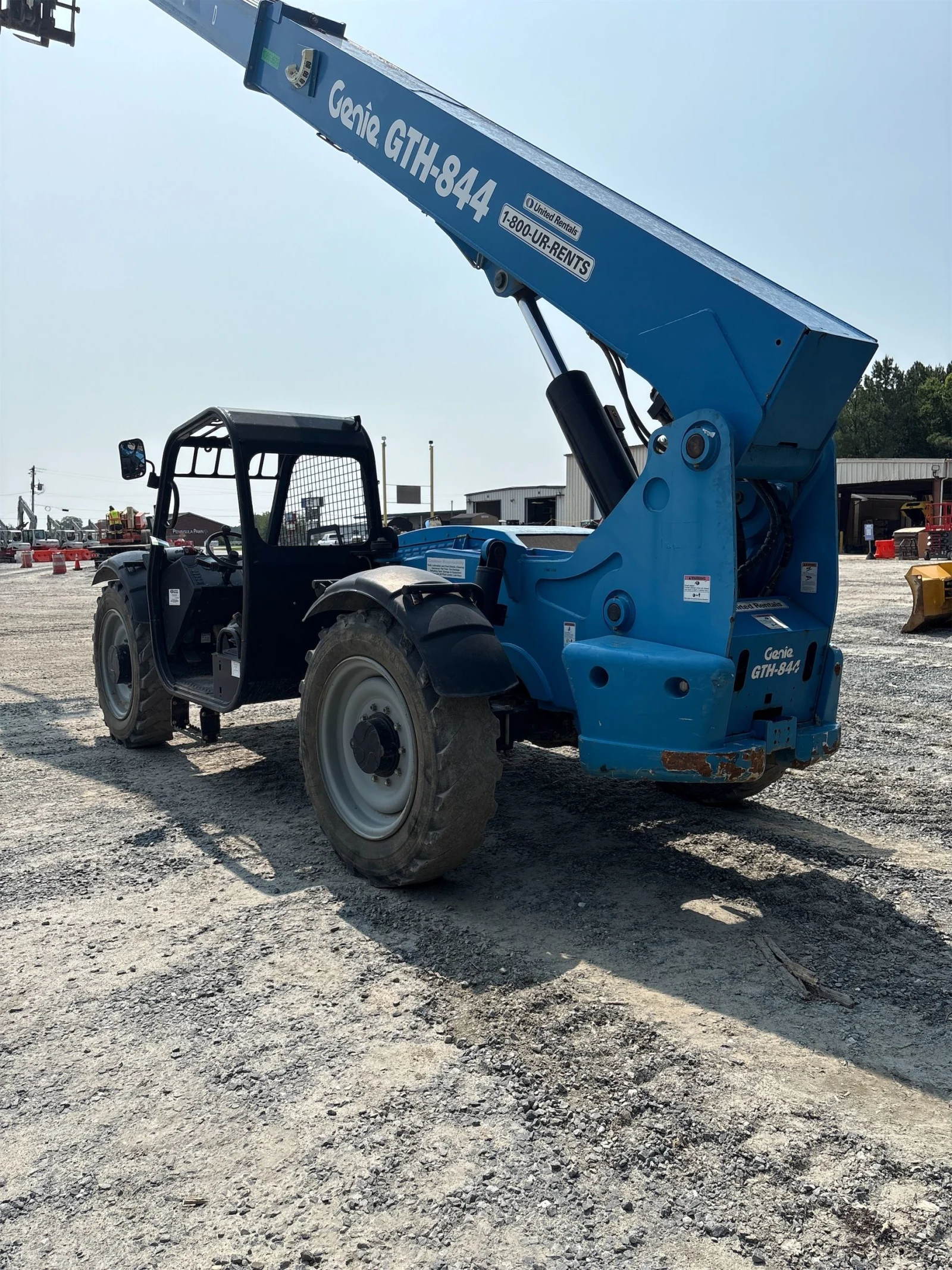 2017 Genie GTH-844
