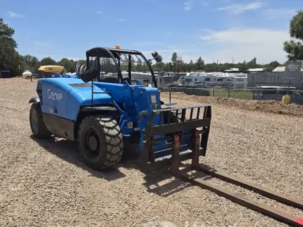 2019 Genie GTH-5519