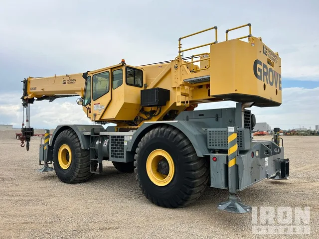2009 Grove RT700E