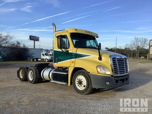 2017 Freightliner Cascadia 125