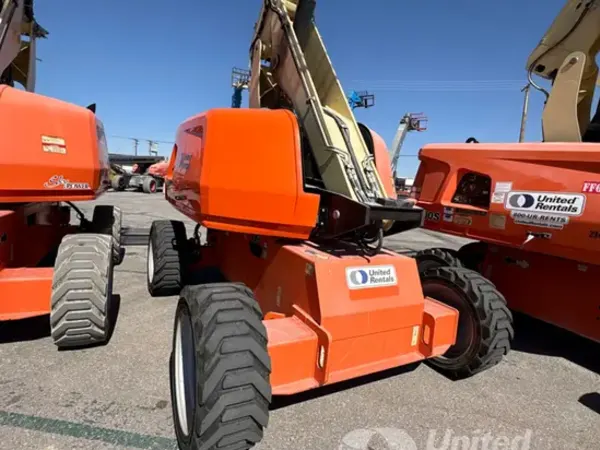 2018 JLG 600S