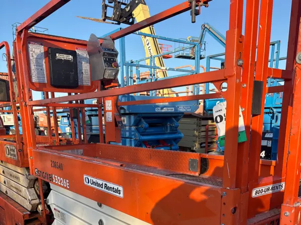 2019 Snorkel S3226E