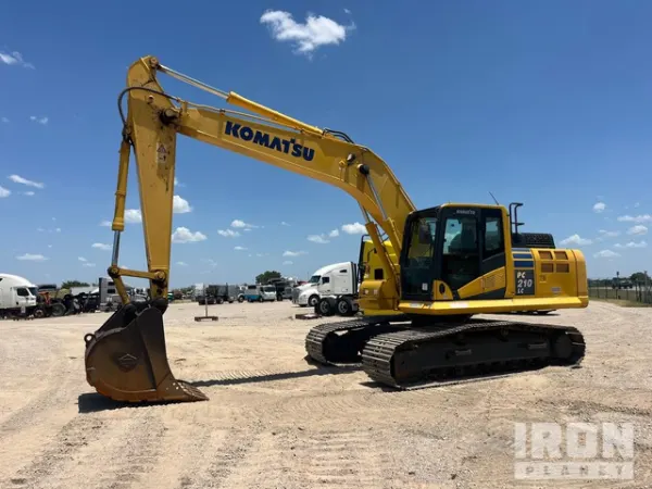 2022 Komatsu PC210LC-11