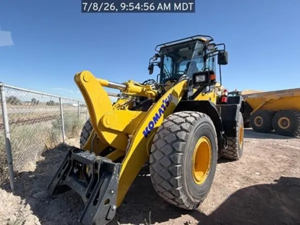 2024 Komatsu WA320-8