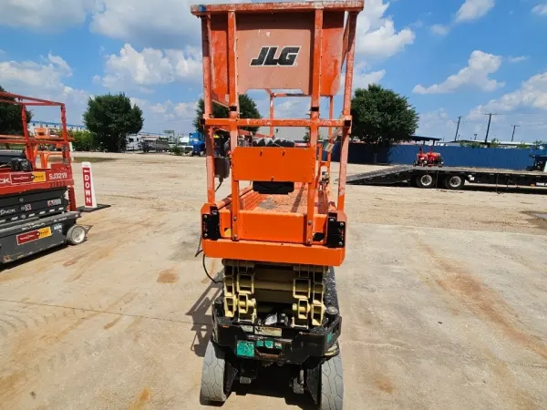 2020 JLG ES2632