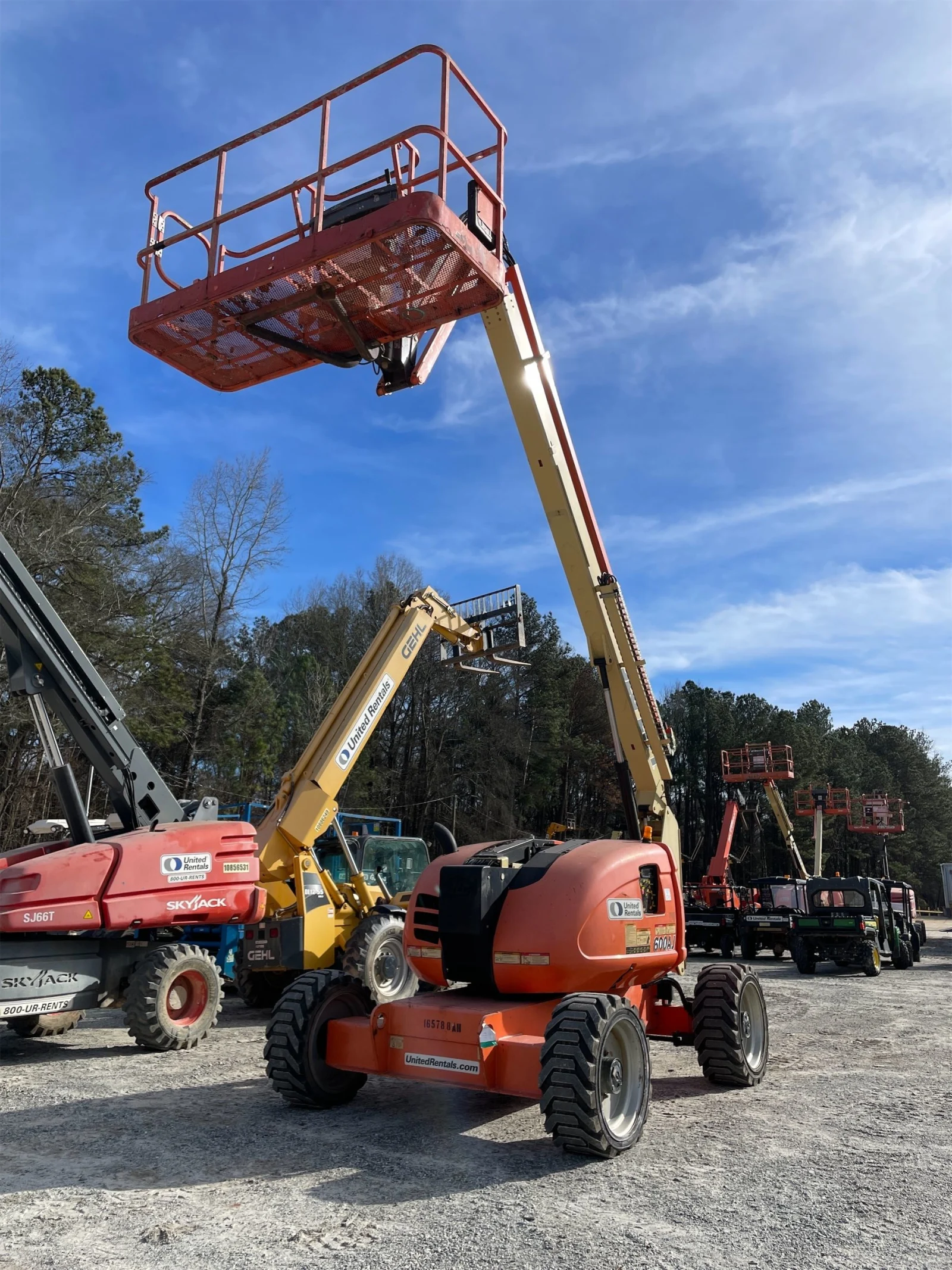 2016 JLG 600AJ Articulating