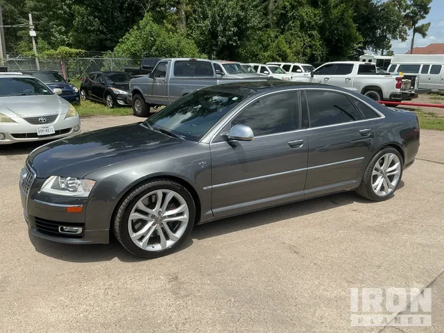 2008 Audi S8Q