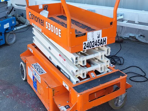 2019 Snorkel S3010E