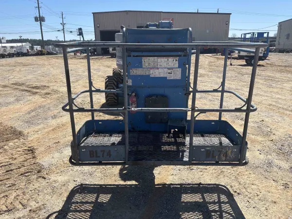 2013 Genie Z-45/25