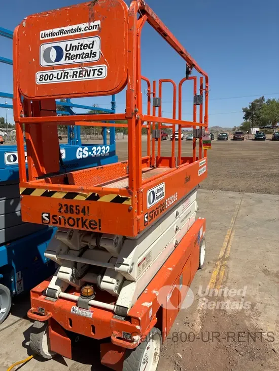 2019 Snorkel S3226E