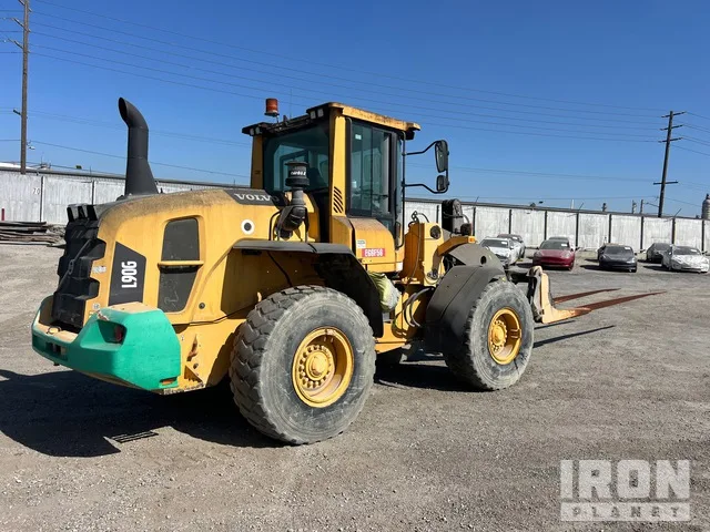 2014 Volvo L90G