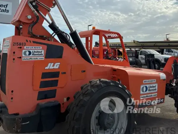 2018 JLG 10054