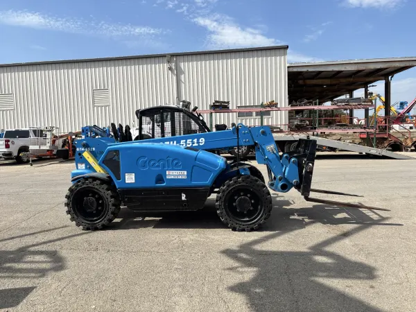 2022 Genie GTH-5519