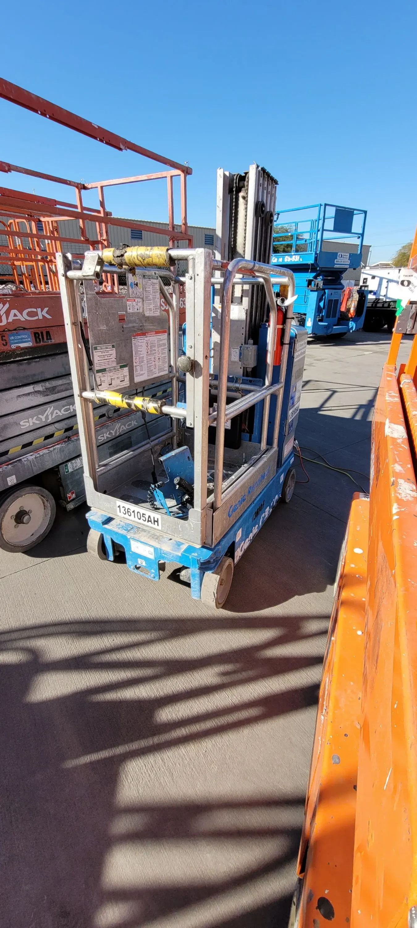 2014 Genie GR-20 Self-Propelled One-Person