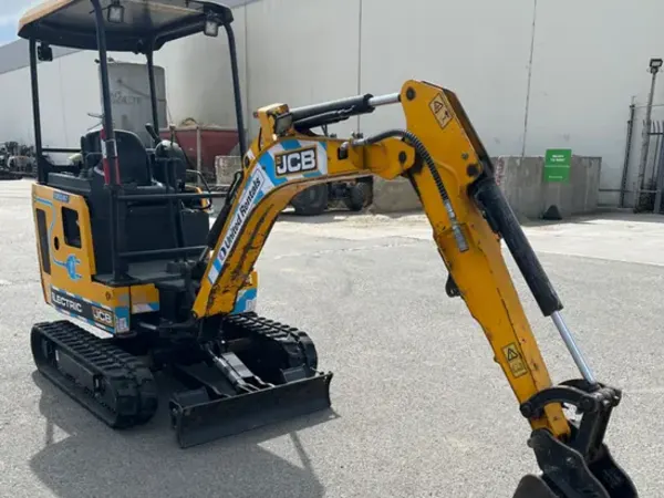 2023 JCB 19C-1E