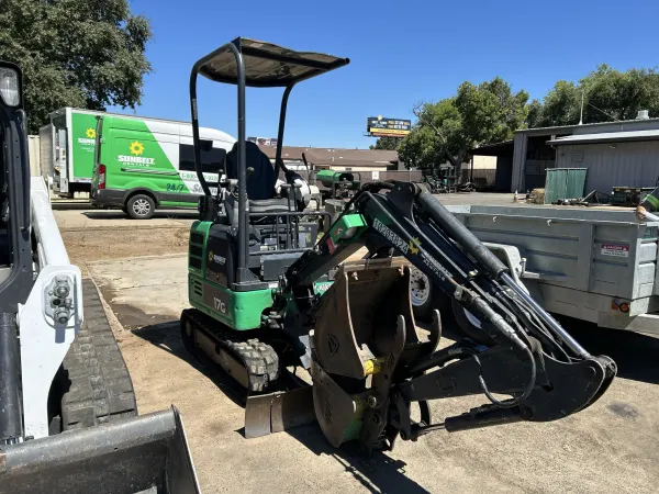 2019 John Deere 17G