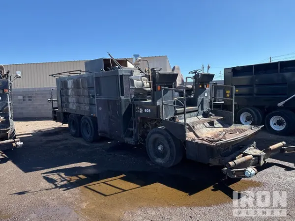 1992 Bergkamp Mobile Mix Paver 1