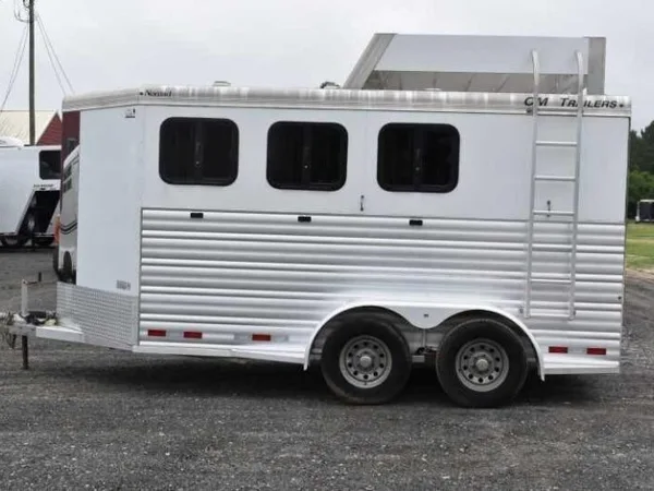 2012 CM Trailers 3HBP 3 Horse Trailer