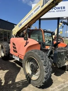 2019 JLG 943