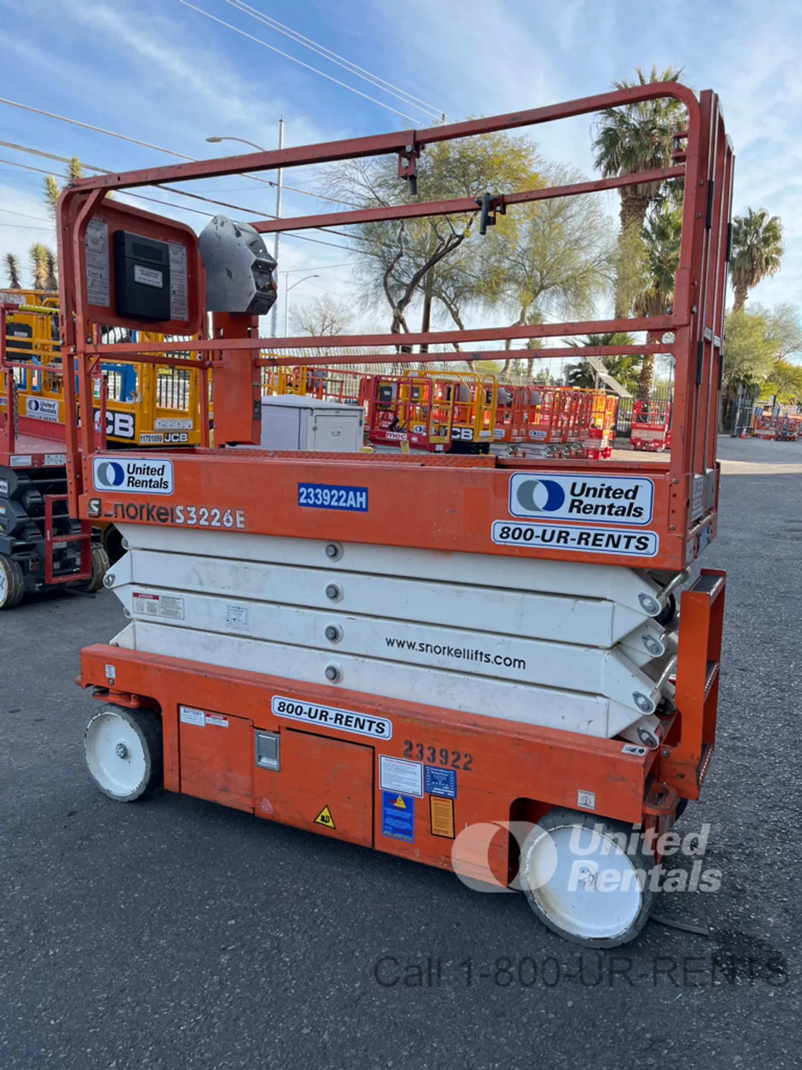 2019 Snorkel S3226E